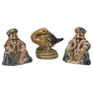 Wade Whimsies Red Rose Tea Miniature Figure 2 Old King Cole & Goose England Vtg